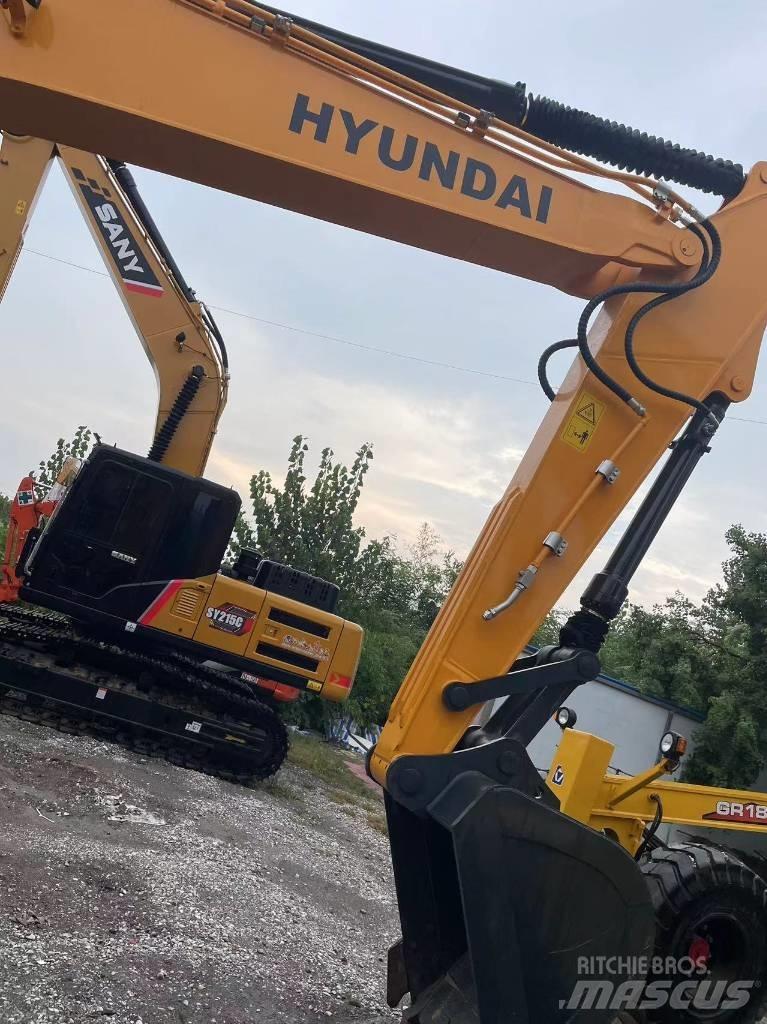 Hyundai R220 Bageri gusjeničari