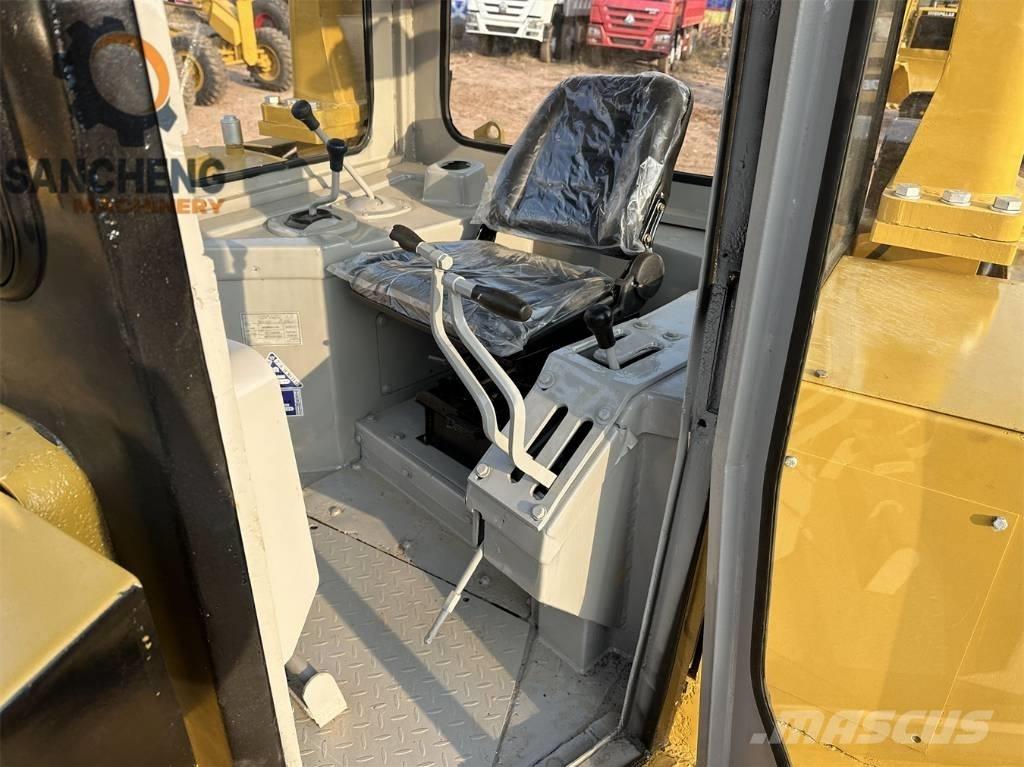 CAT D 7 R Buldožeri gusjeničari