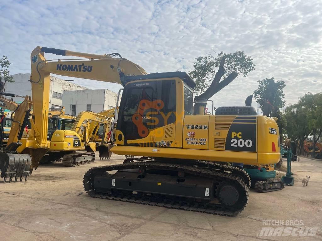 Komatsu PC 200-8 Bageri gusjeničari