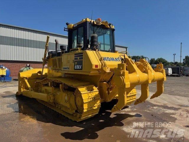 Komatsu D65EX-18 Buldožeri gusjeničari