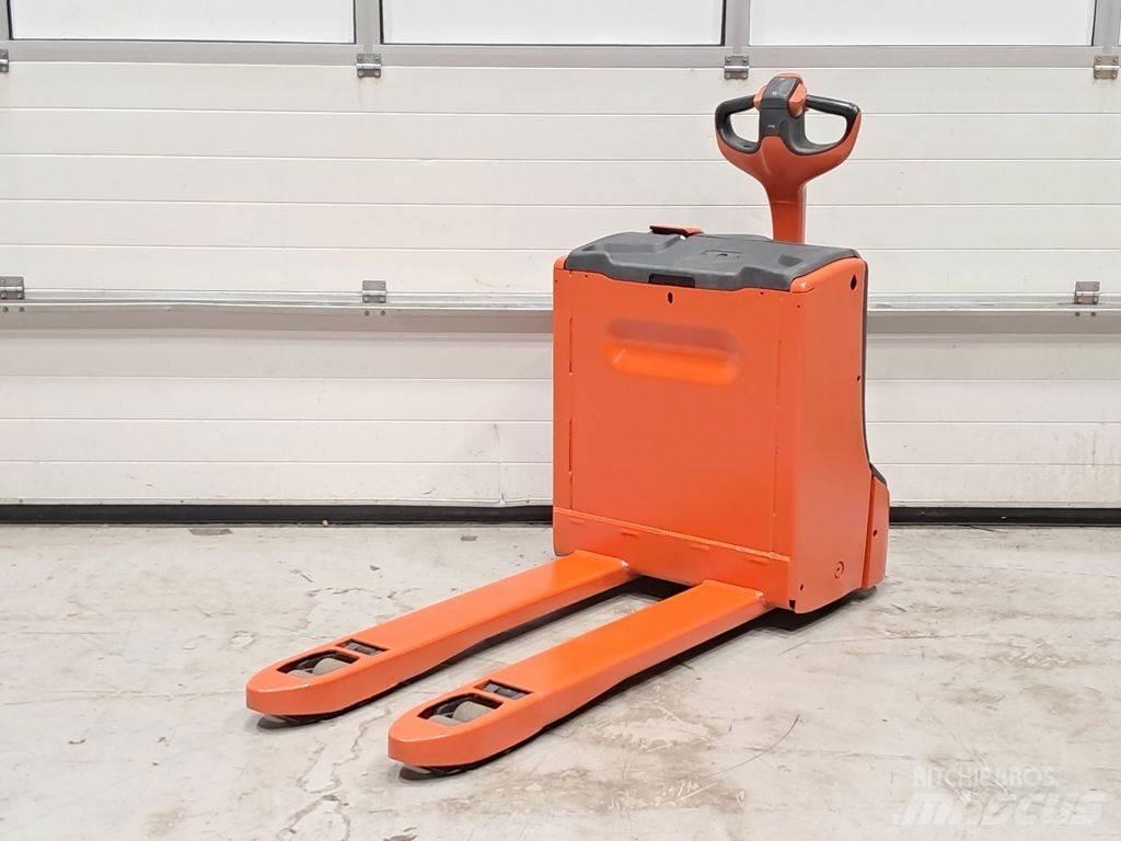 Linde T16 Nisko podizni električni viličar