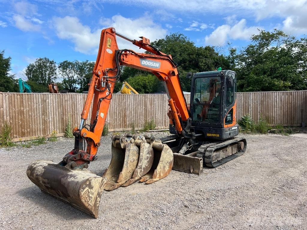 Doosan DX 63-3 Mini bageri <7t