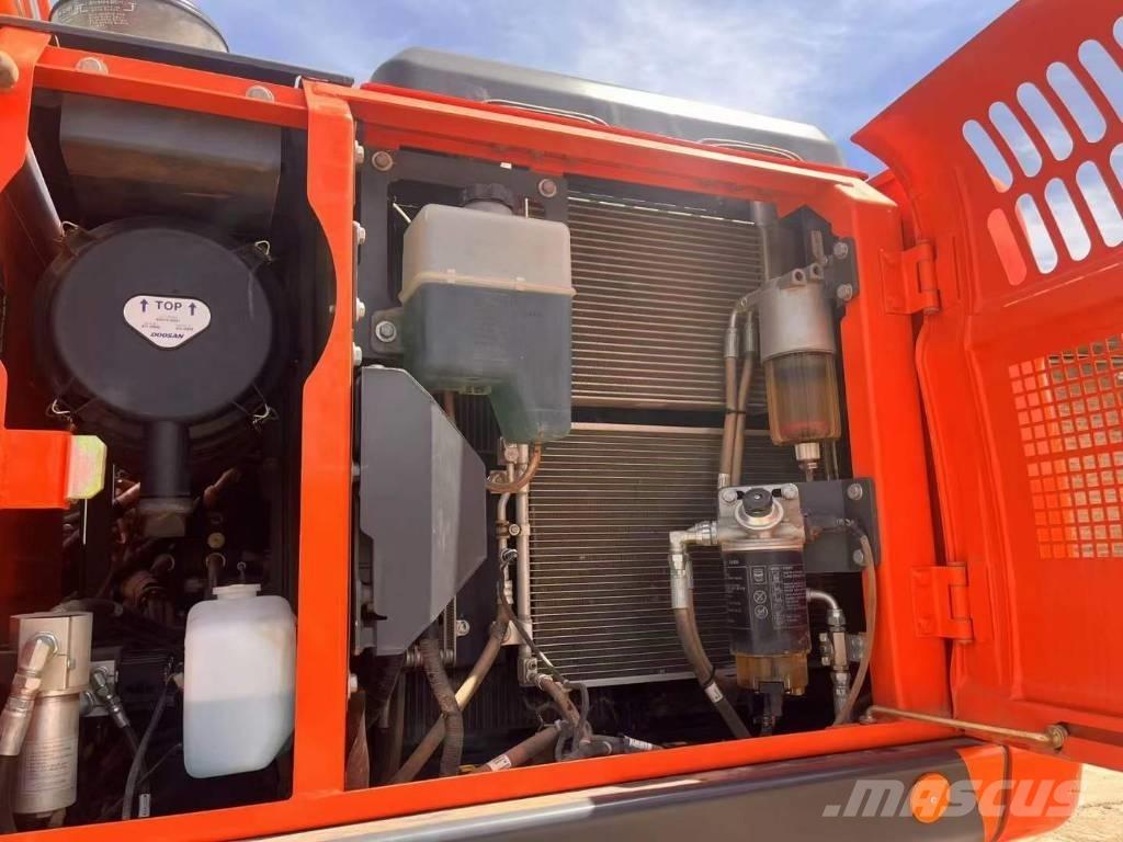 Doosan DX150W-9C Bageri na kotačima