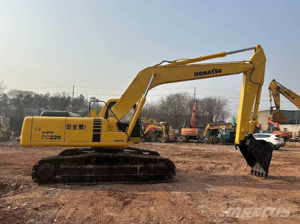 Komatsu PC 220 Bageri gusjeničari