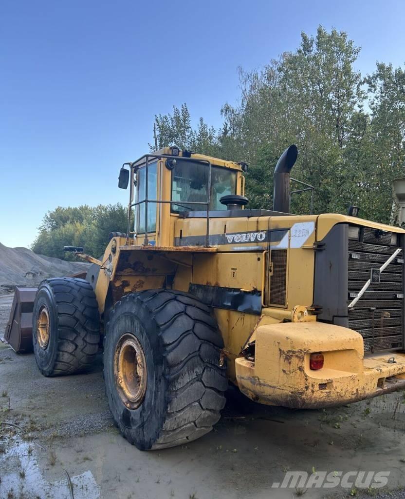Volvo L 220 D Utovarivači na kotačima