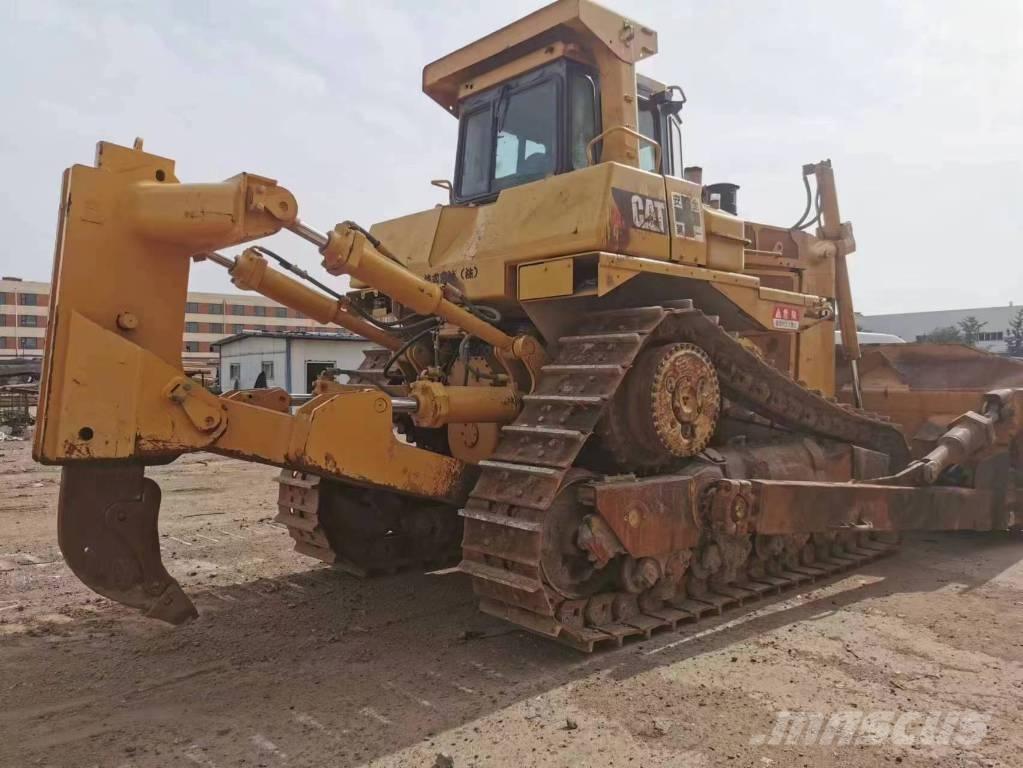 CAT D 9 R Buldožeri gusjeničari