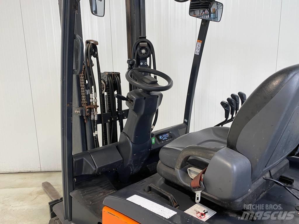 Doosan B25X-7 Električni viličari