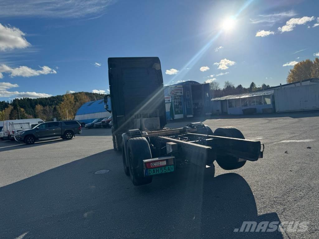 Volvo FH 550 Kamioni-šasije