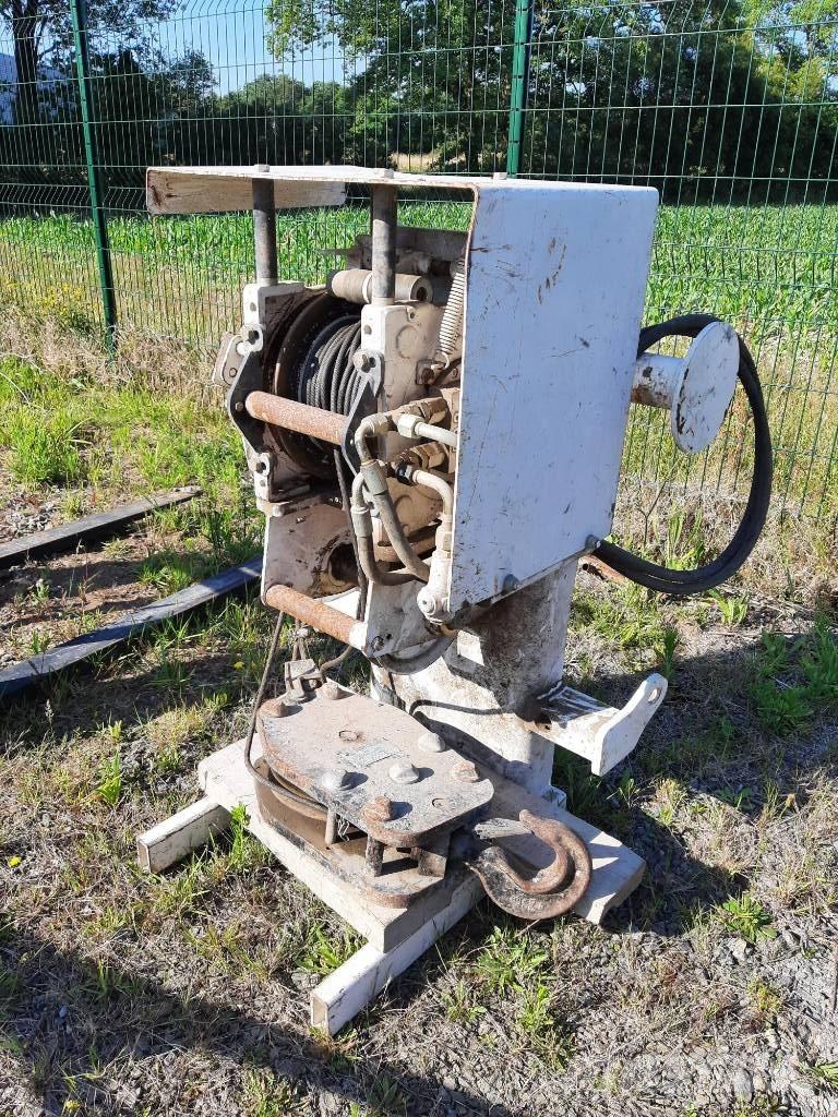 Bobcat Treuil / Winch Teleskopski viličari