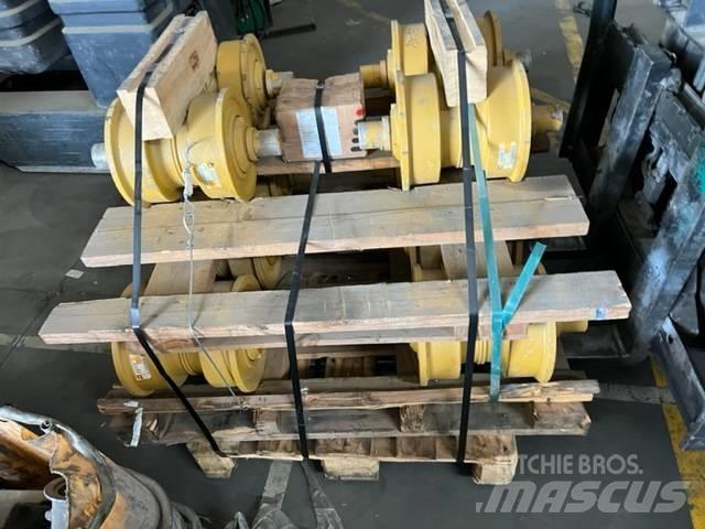 CAT D 8 R Gusjenice