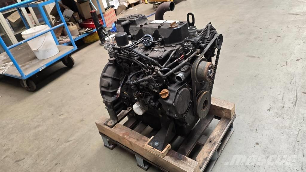 Yanmar 4TNV98 Motori