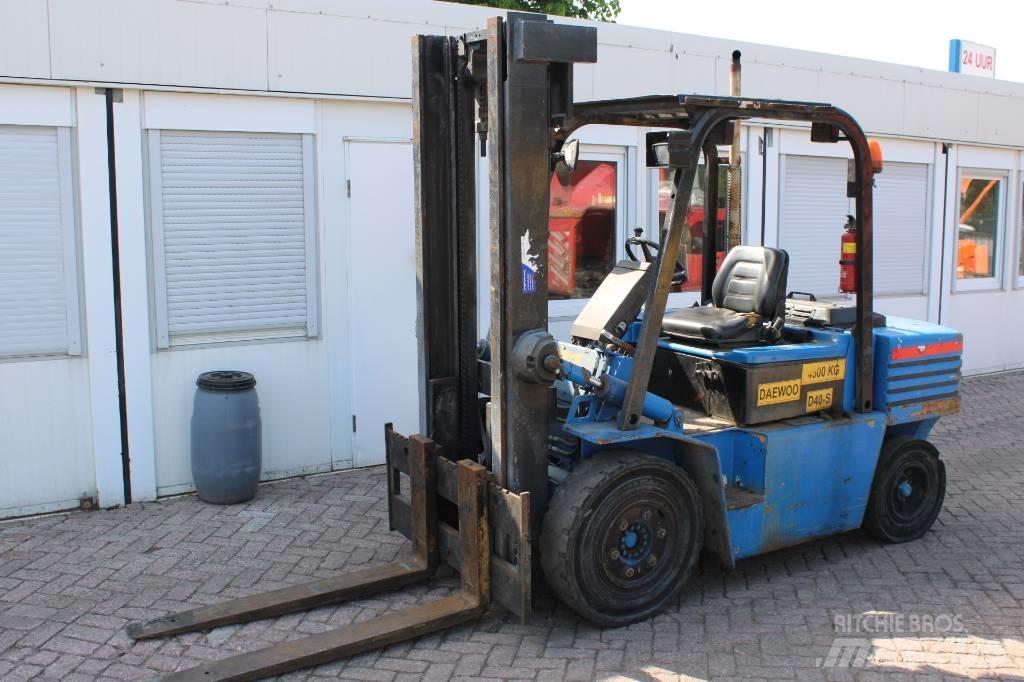 Daewoo D 40 S Dizelski viličari