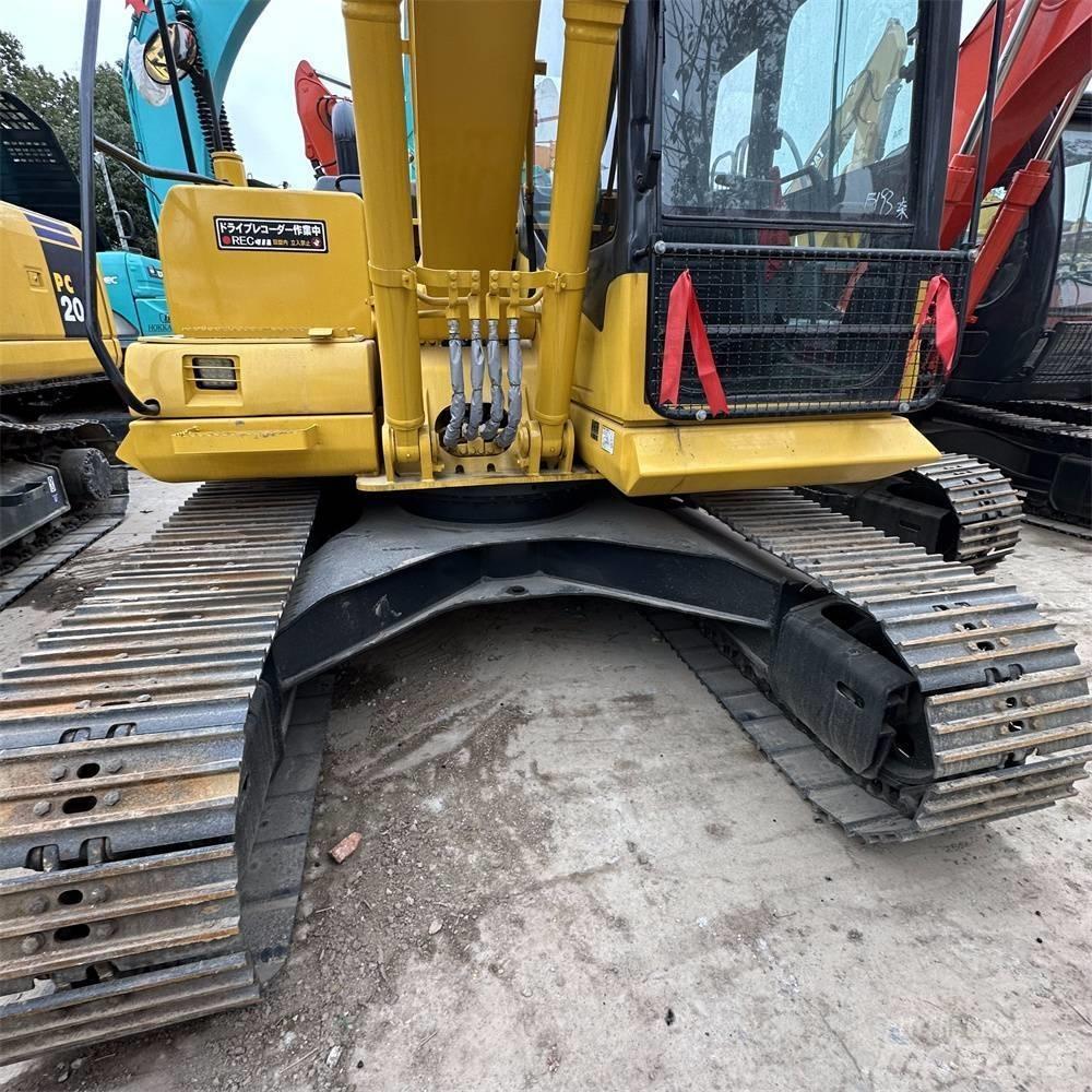 Komatsu PC 130-7 Bageri gusjeničari