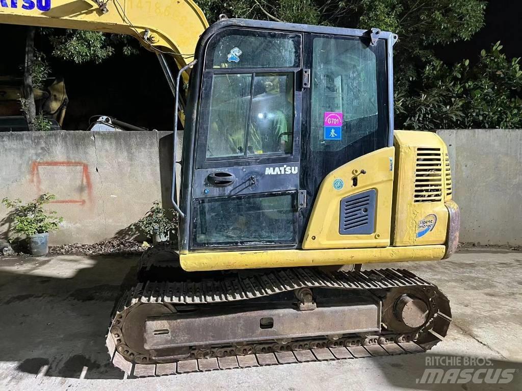 Komatsu PC 70-8 Bageri gusjeničari