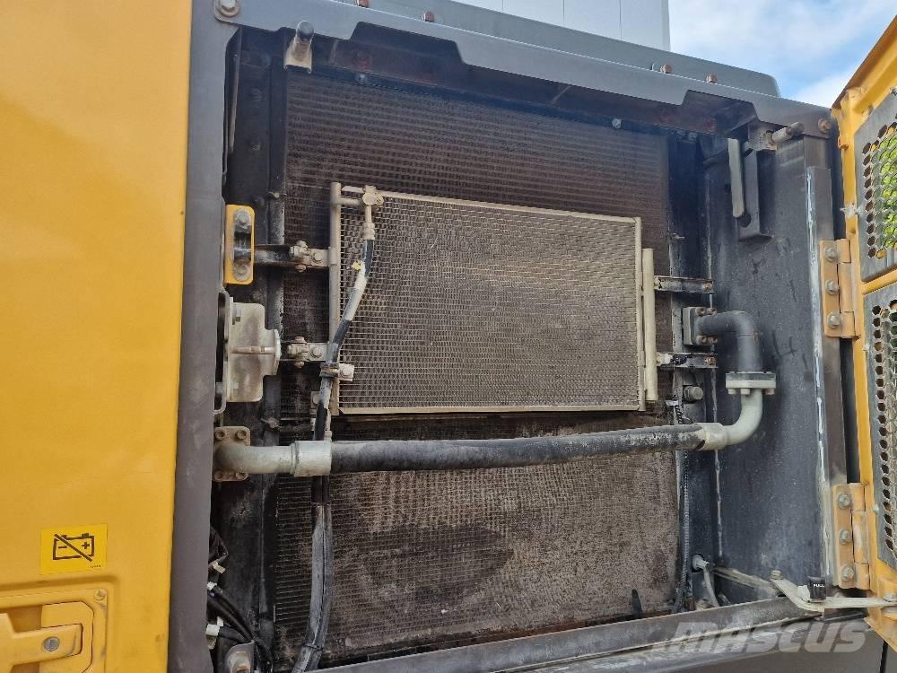 Volvo EC 250EL Bageri gusjeničari