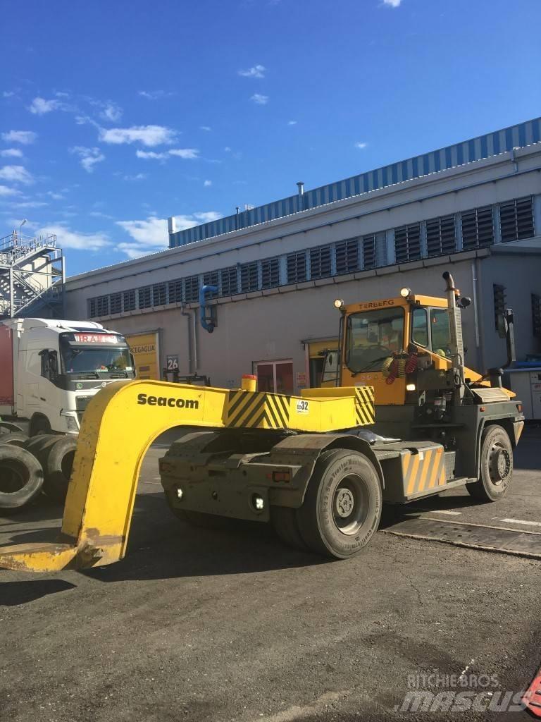 Terberg RT222 Vučna vozila