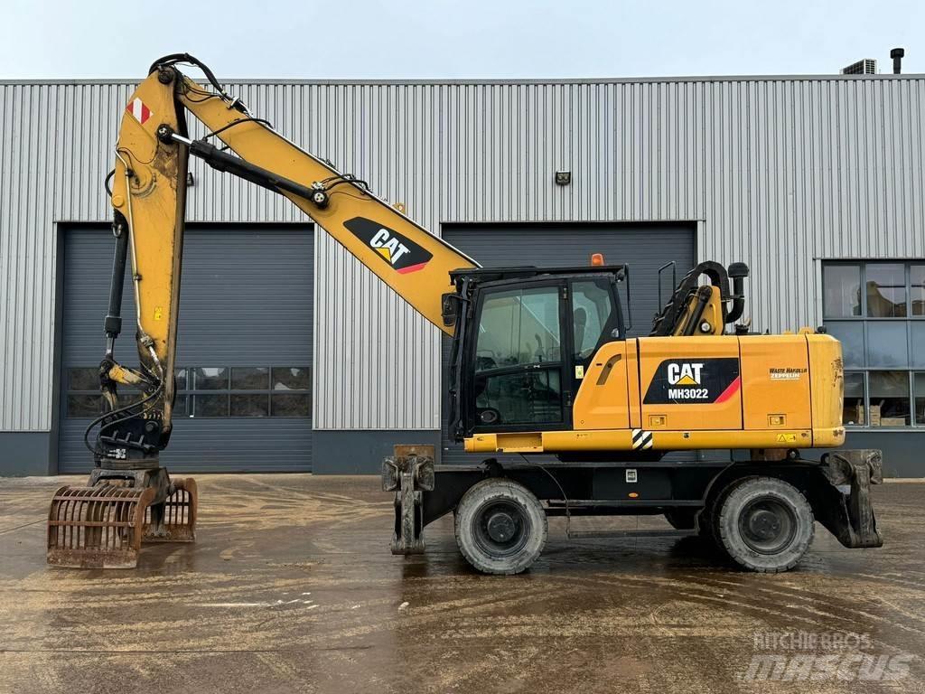 CAT MH3022 Bageri za manipuliranje materijalom / otpadom