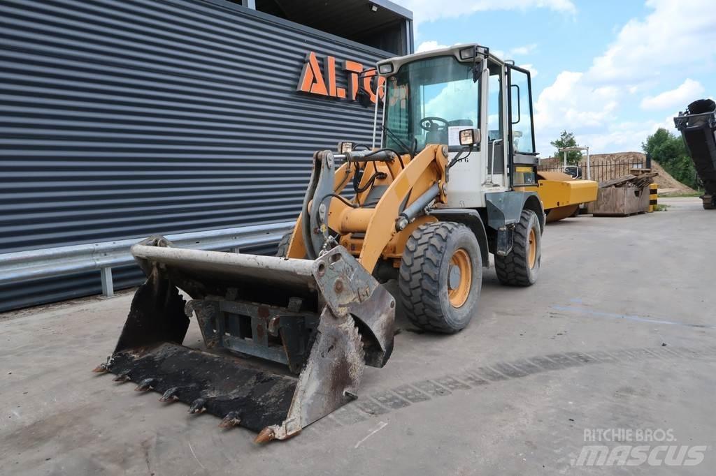 Liebherr L 506 Utovarivači na kotačima
