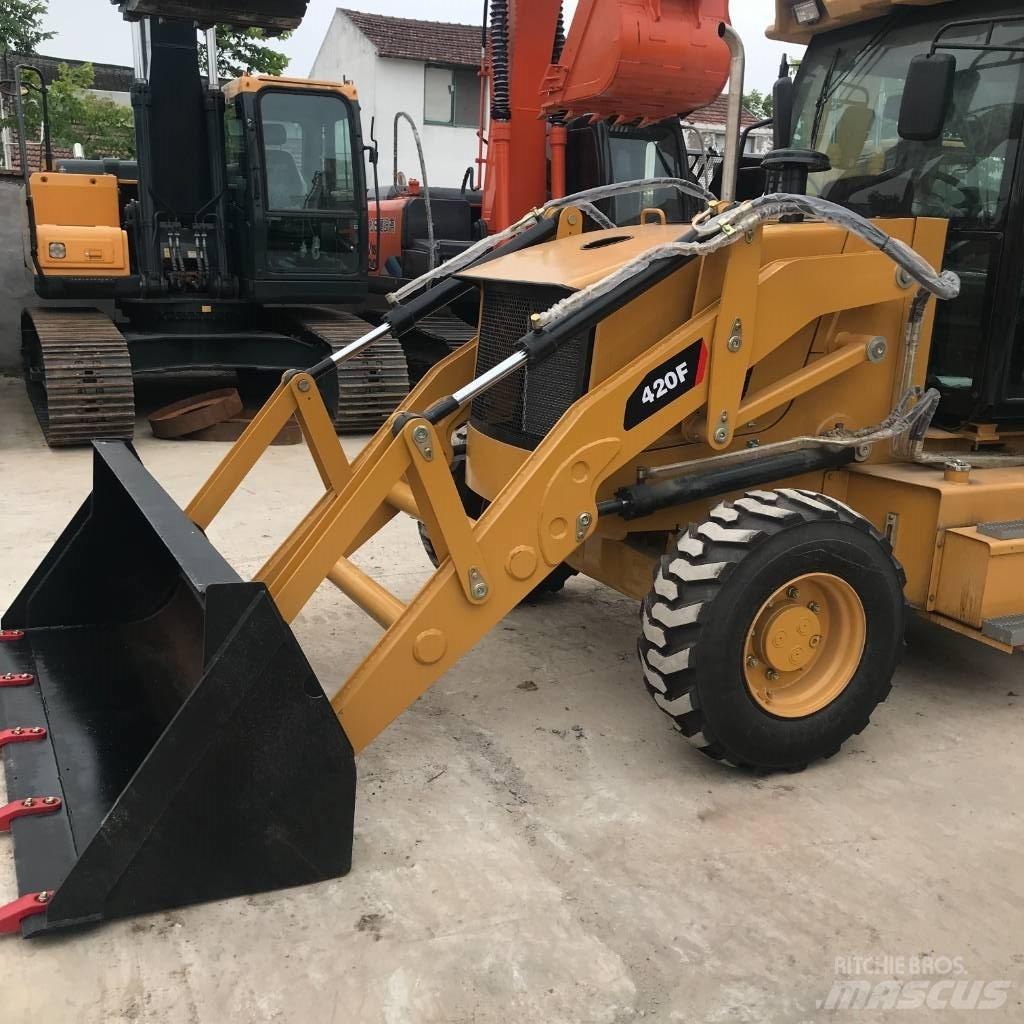 CAT 420 F Utovarni rovokopači