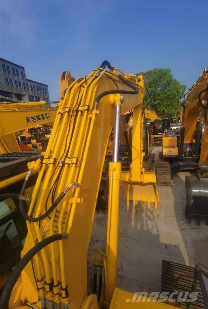 Komatsu PC 220-8 Bageri gusjeničari