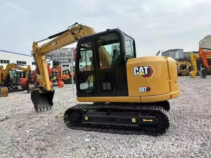 CAT 307 Bageri gusjeničari