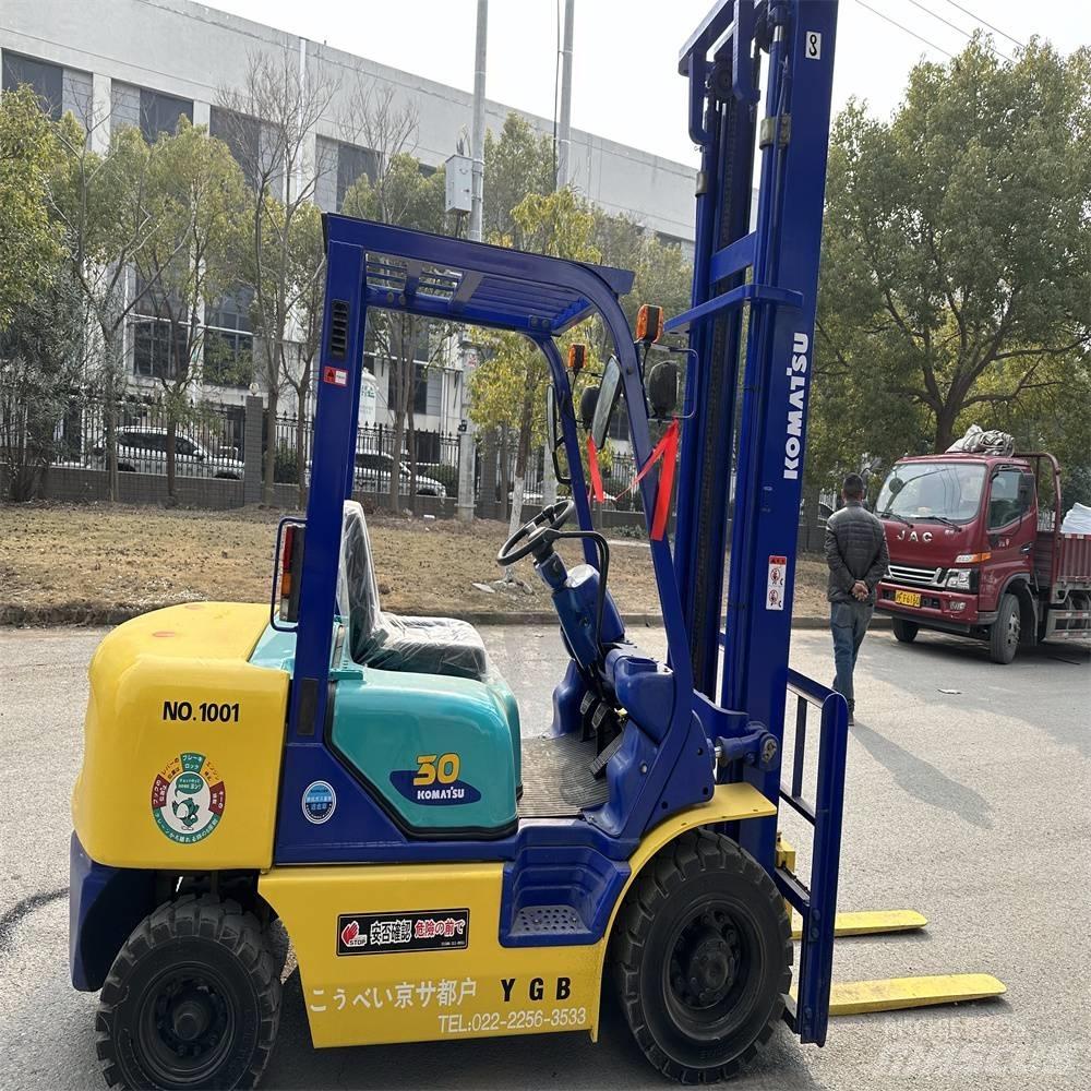 Komatsu FD30-14 Dizelski viličari