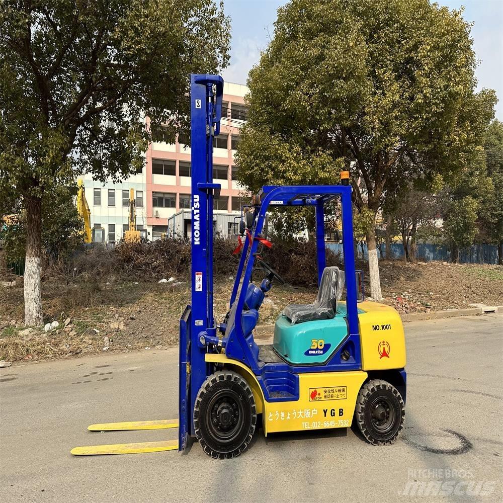 Komatsu FD30-14 Dizelski viličari