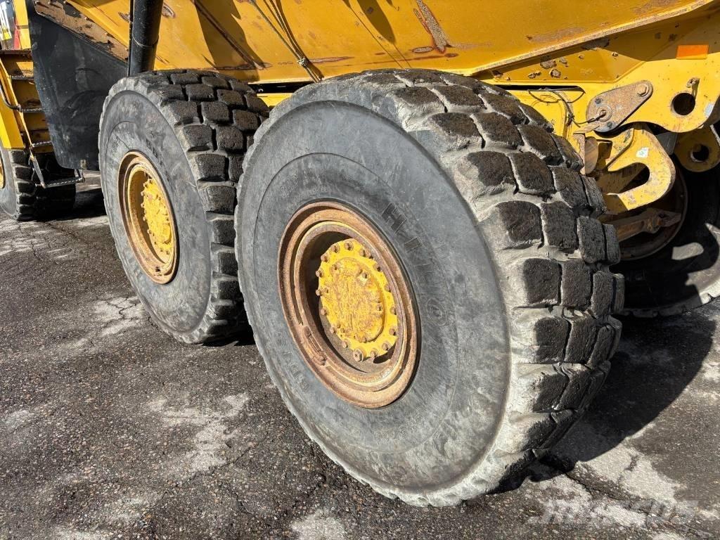 CAT 730 C2 (Tailgate) Zglobni demperi