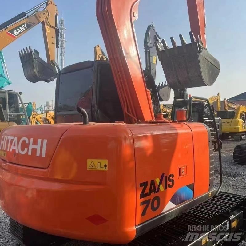 Hitachi ZX 70 Mini bageri <7t