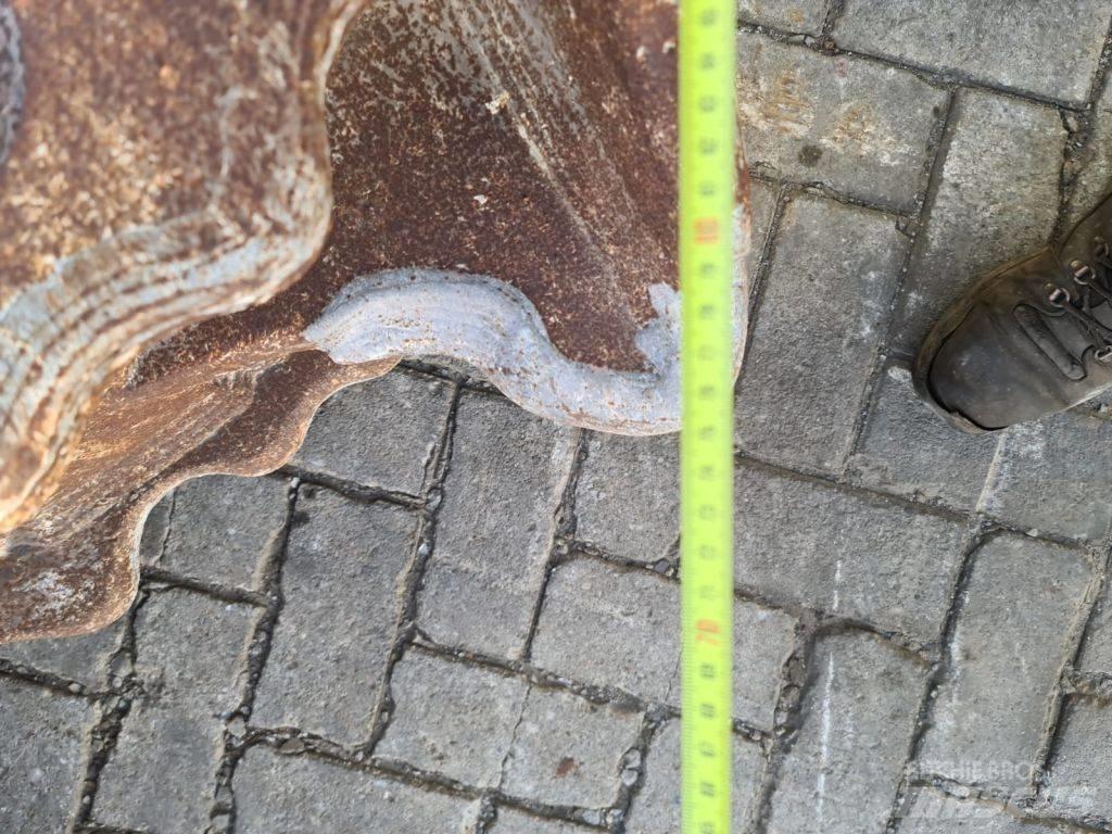 Montabert MB 400 Škare
