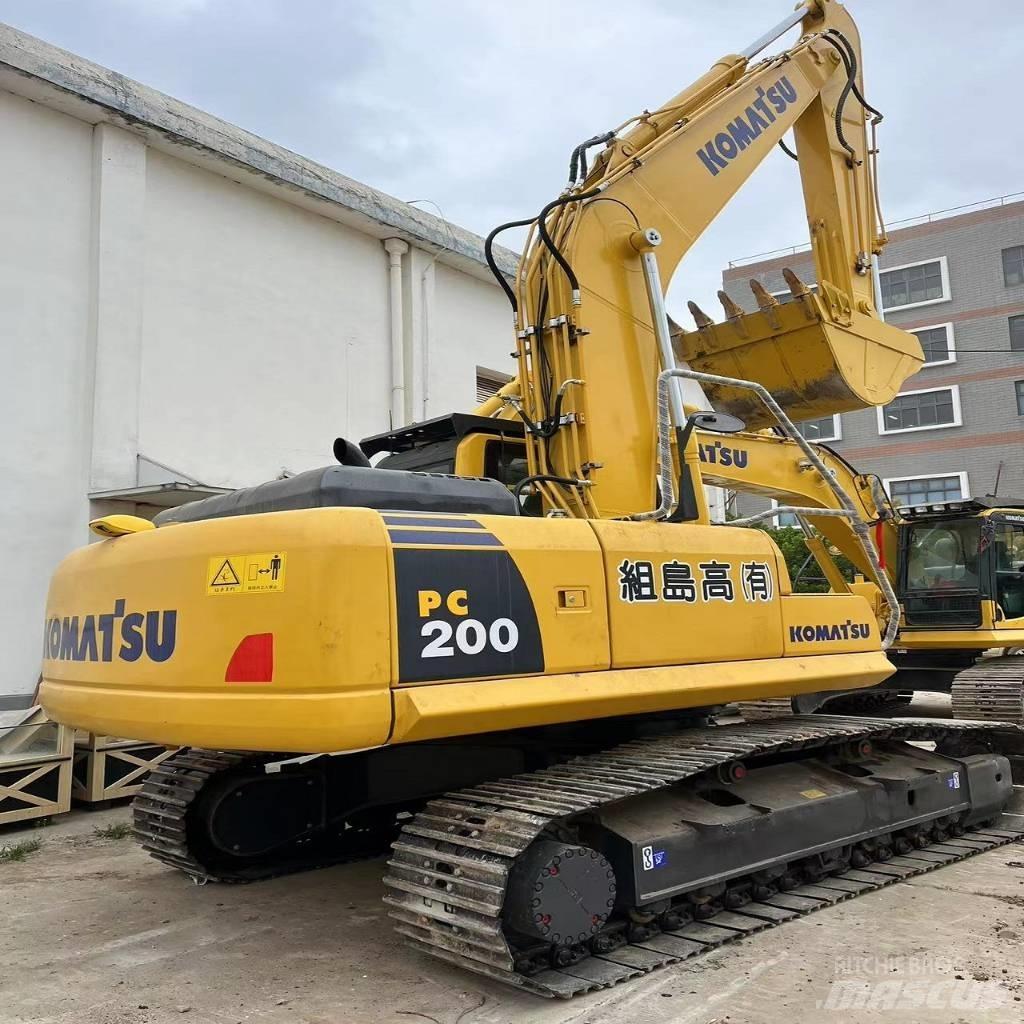 Komatsu PC 200-8N1 Bageri gusjeničari