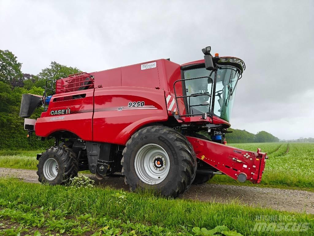 Case IH 9250 Kombajni