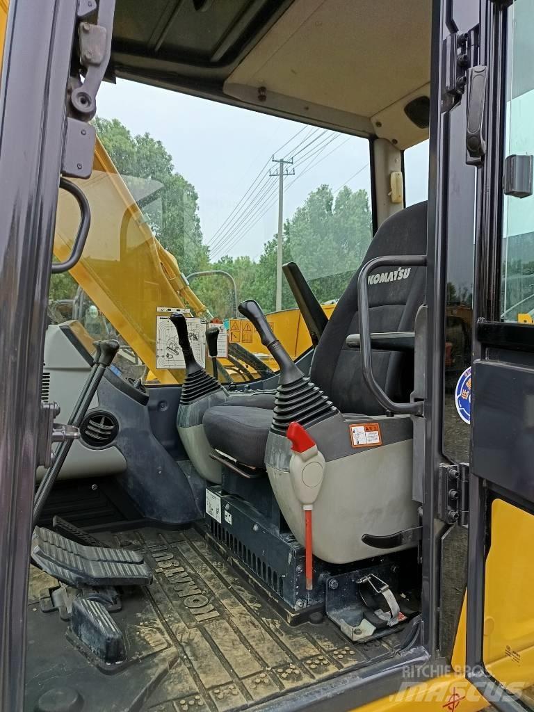 Komatsu PC 70 Bageri gusjeničari