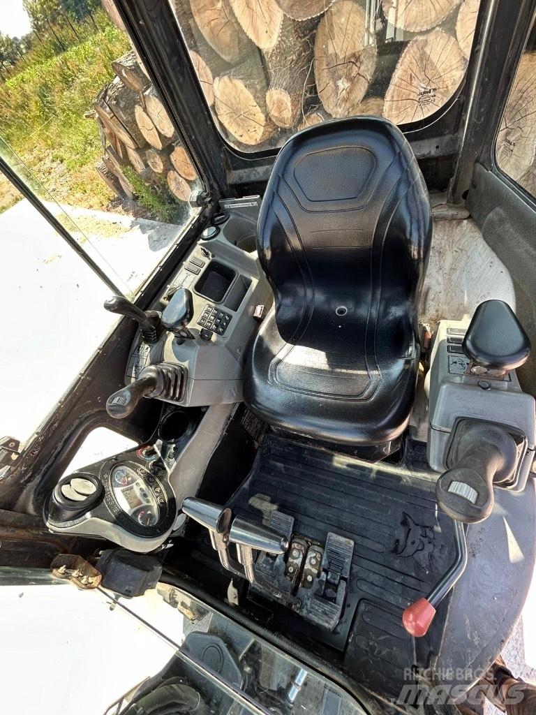 Bobcat E 25 Mini bageri <7t