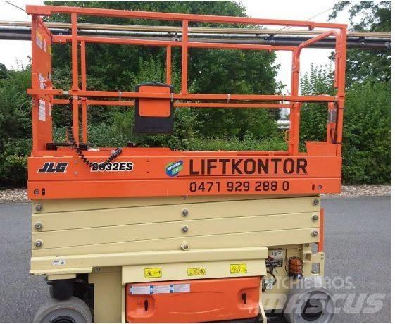 JLG 2632 ES Škaraste platforme