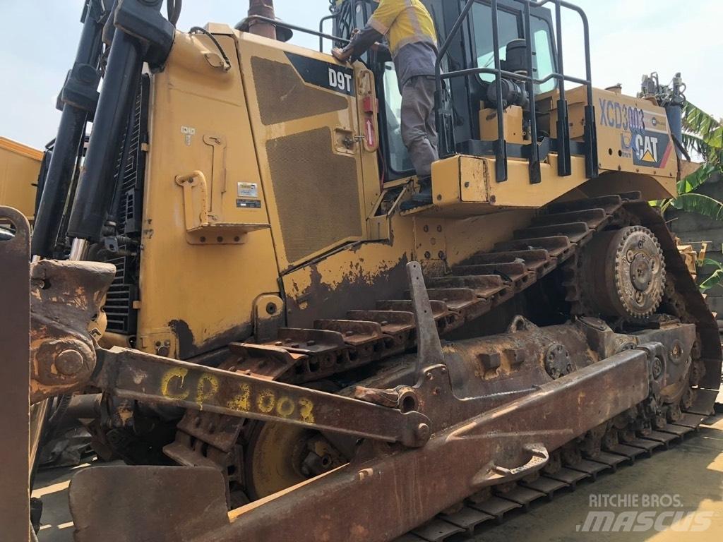 CAT D9T Buldožeri gusjeničari