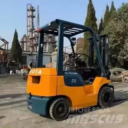 Toyota FD15 Dizelski viličari