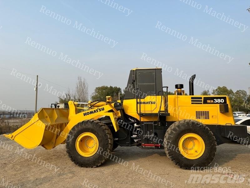 Komatsu WA380 Utovarivači na kotačima