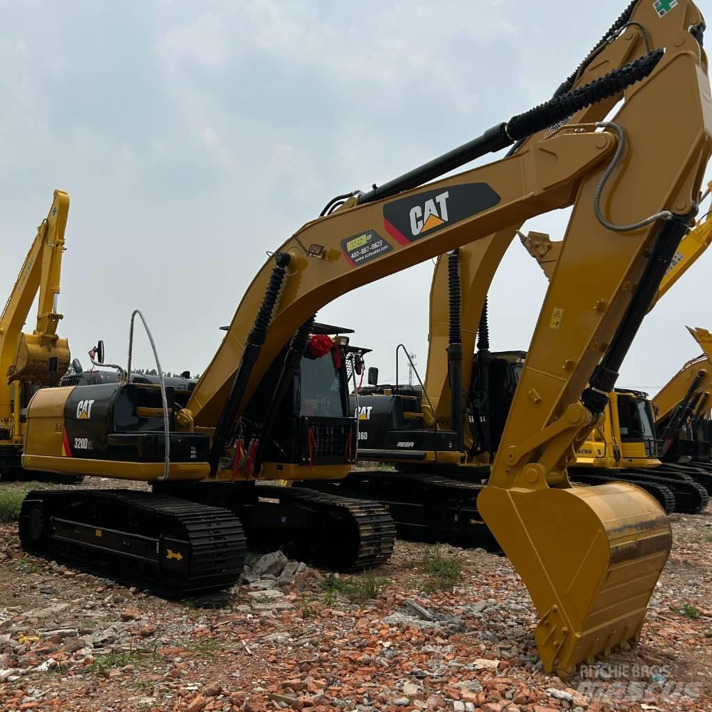 CAT 320D2L Bageri gusjeničari