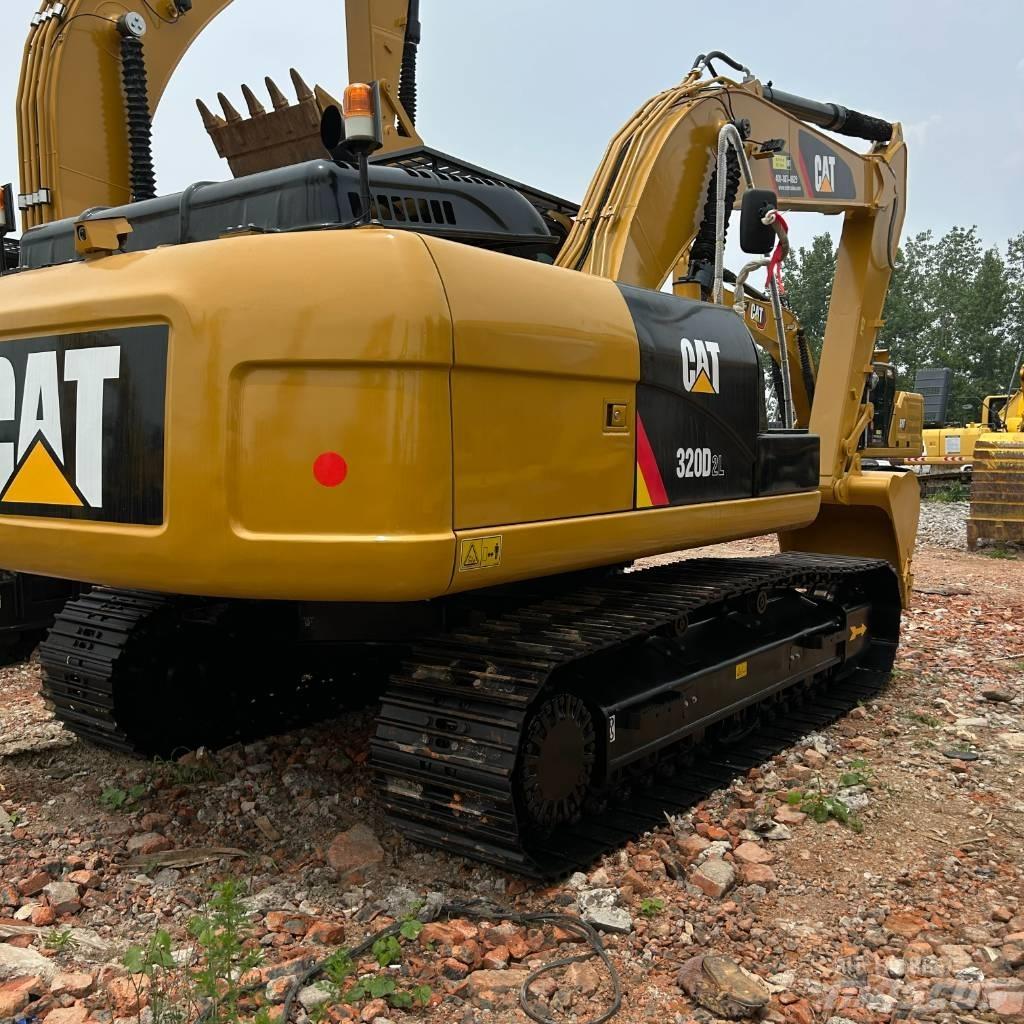 CAT 320D2L Bageri gusjeničari