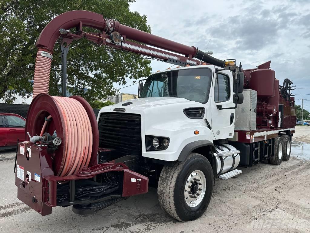 Freightliner 114 SD Kombiji / vakuumski kamioni