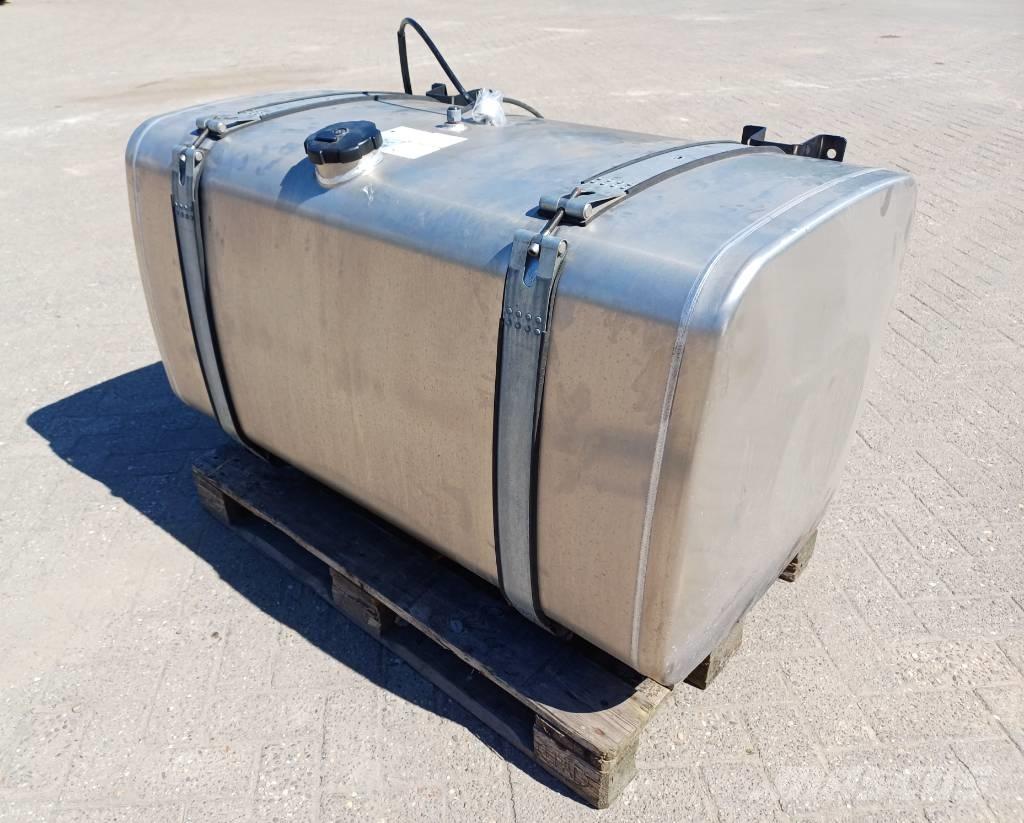 MAN Tank 580 liter Fuel and additive tanks