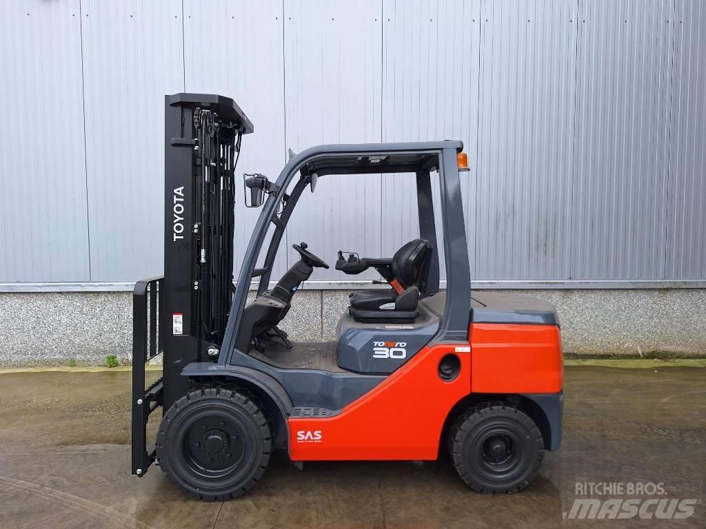 Toyota 52-8 FD F 30 Dizelski viličari