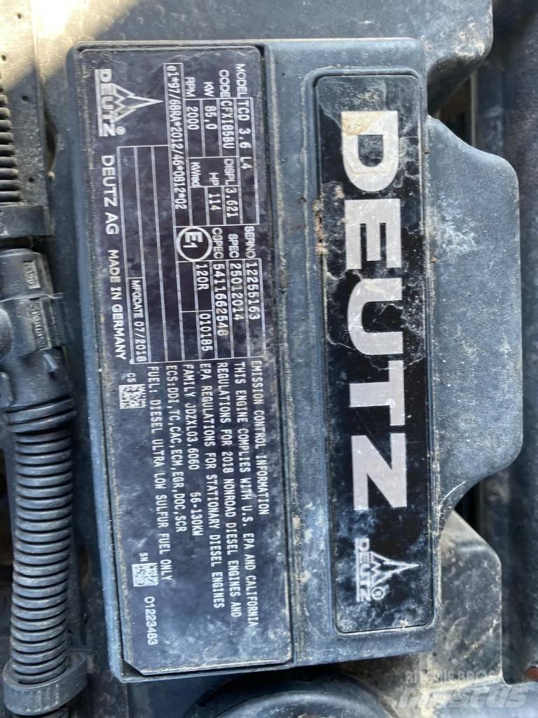 Yanmar SV 120 Bageri gusjeničari
