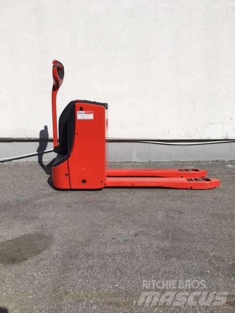 Linde T16/1152 Nisko podizni električni viličar