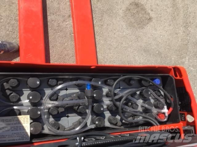 Linde T16/1152 Nisko podizni električni viličar