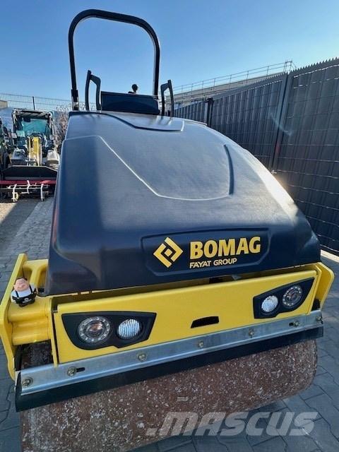 Bomag BW 120 AD-5 Valjci sa dvojnim bubnjem