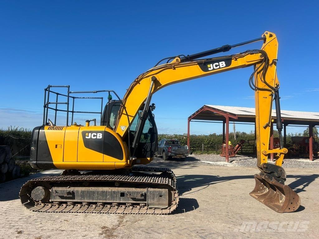 JCB JS 130 LC Bageri gusjeničari