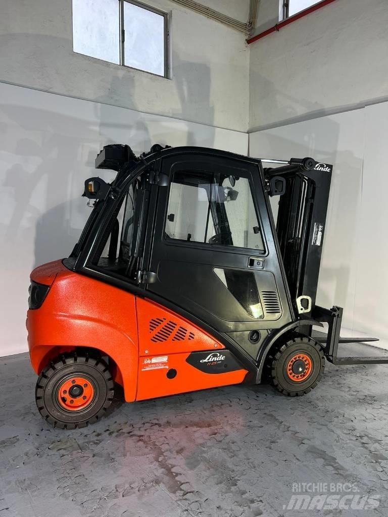 Linde H 25 D Dizelski viličari