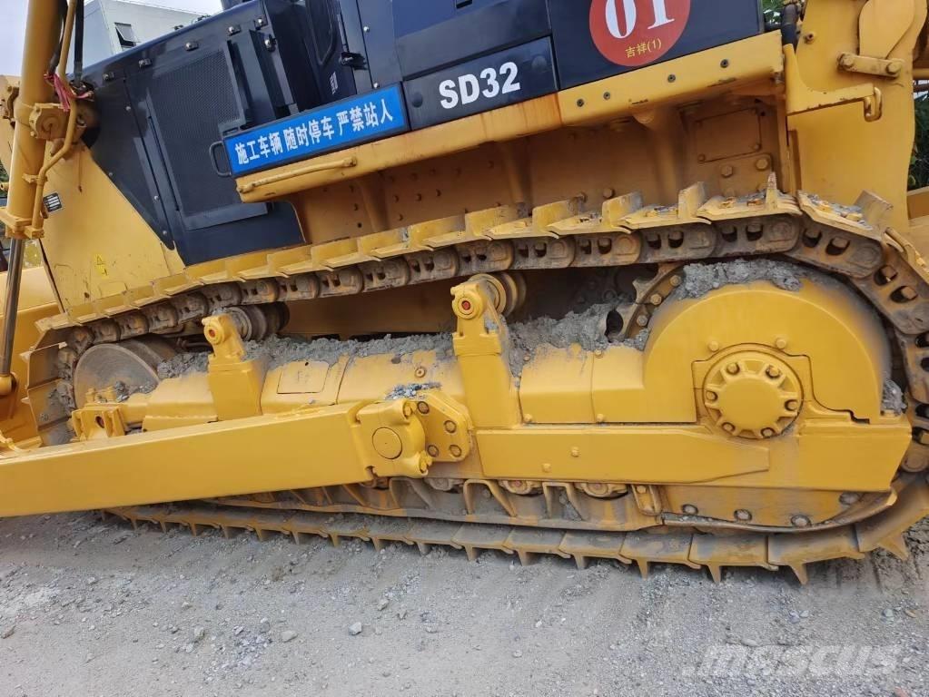 Shantui SD 32 Buldožeri gusjeničari